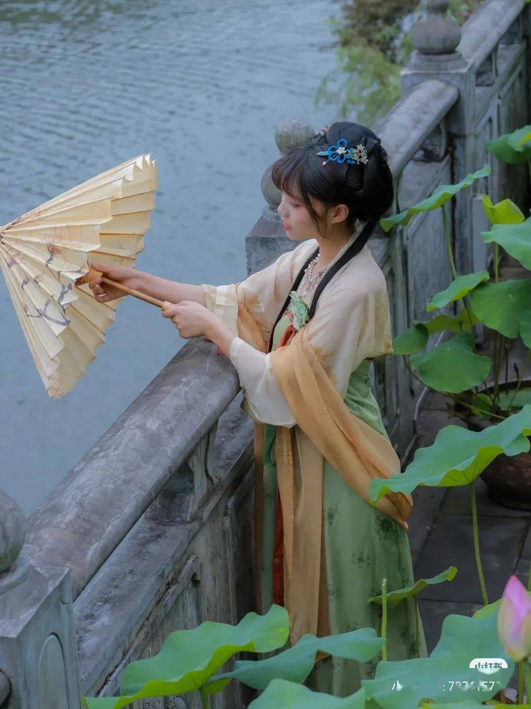 冲浪女孩逃脱