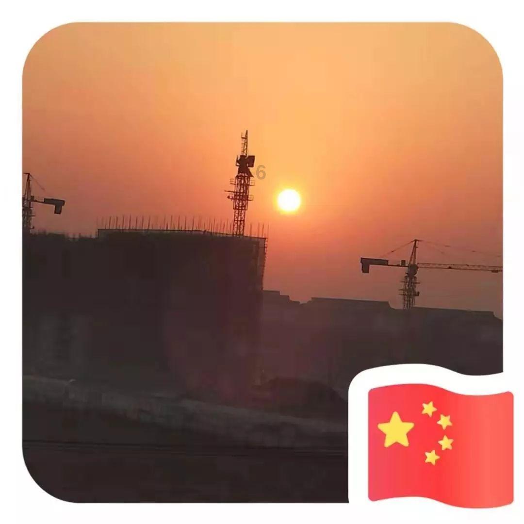 救援摄影师男孩
