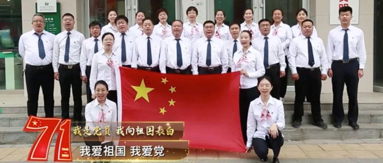 摩娜的时尚装扮