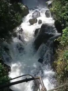 商善良医生,你真的很善良!担心患者安危 这位年轻医生撸起袖子献热血