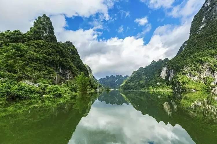 环保型对辊制砂机适应性强破碎比大、噪音小