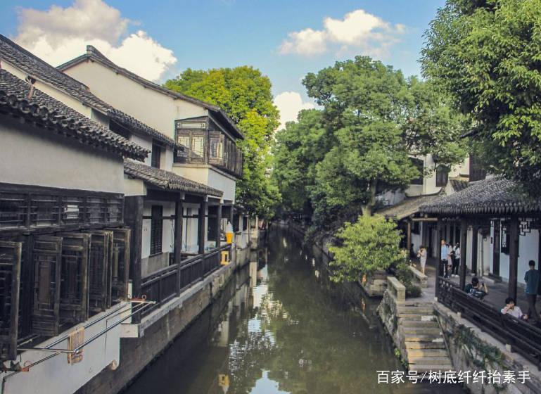 轮台:红领巾小课堂 乐享充实假期