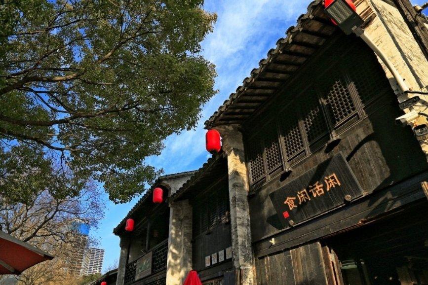 逃离医生的家
