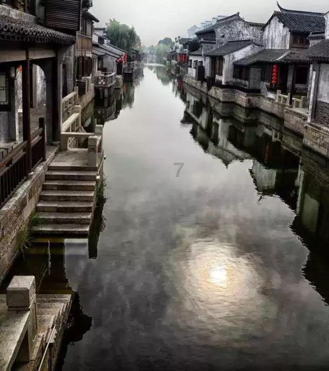 虫虫助手下载
